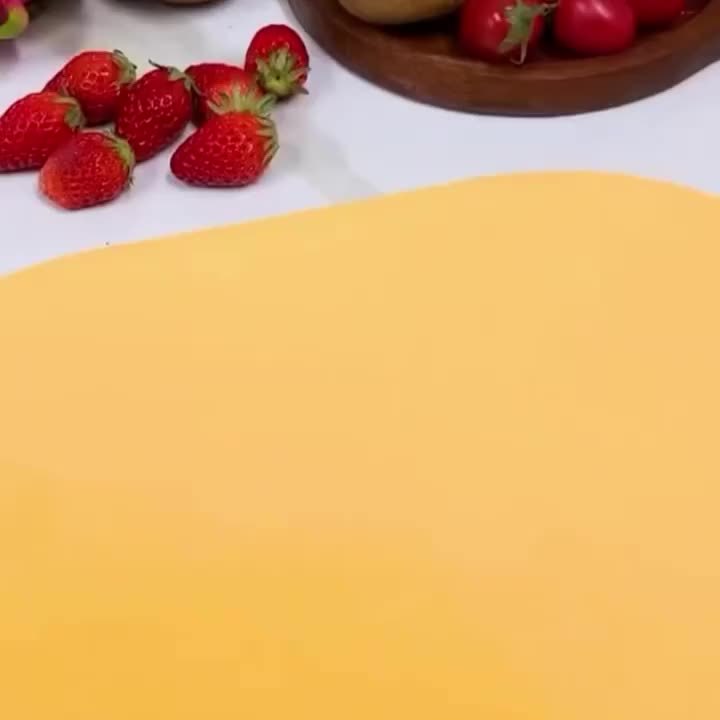 1pc RZSYZH Creative Fruit Peeler - 304 Stainless Steel Quick Peel Design, Ergonomic Handle for Apples, Potatoes & More - Fun Kitchen Gadget for Home Use, Compact Kitchen Tool, Durable Kitchenware