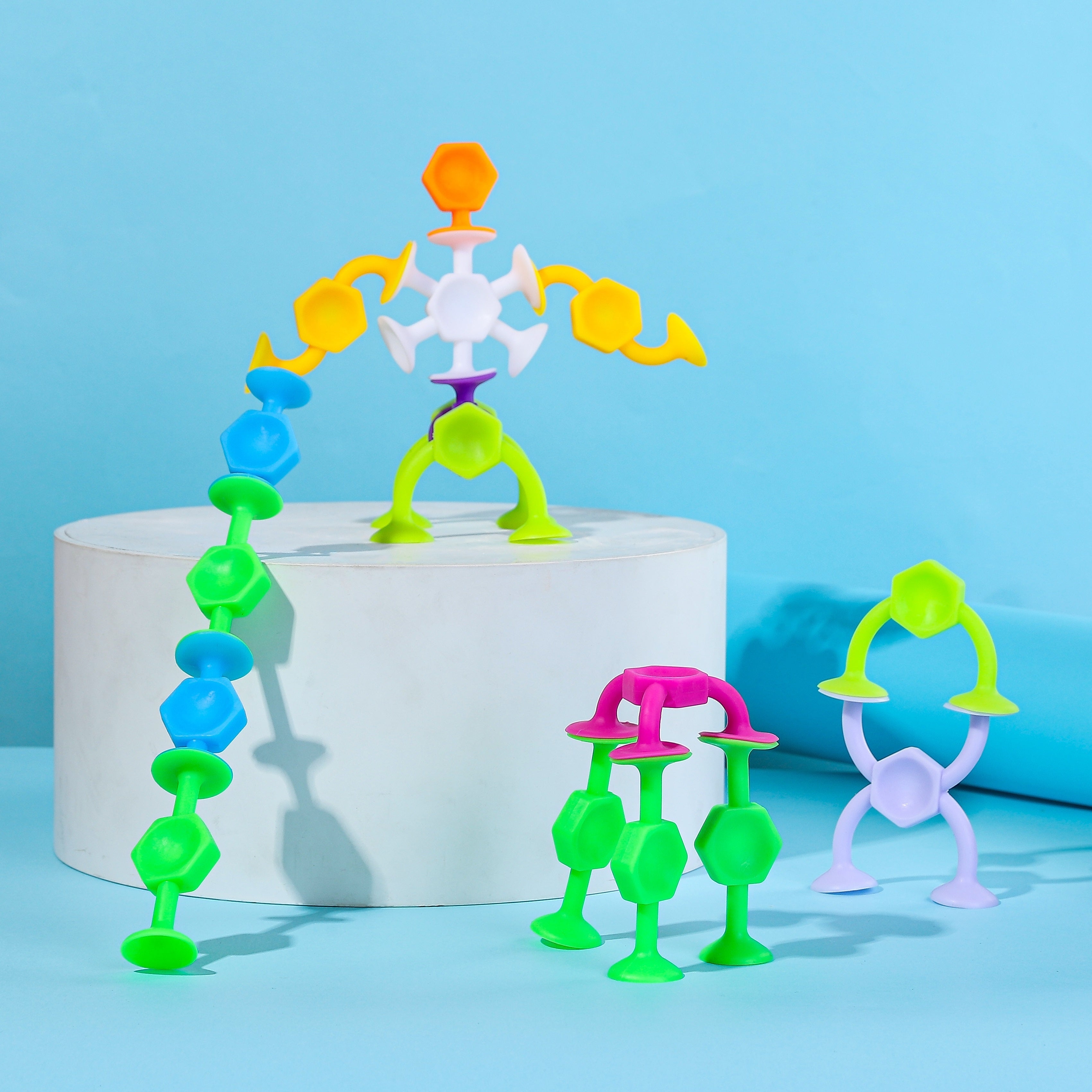 Zuignap Speelset met 18/48 Stuks | Zachte Siliconen Bouwblokken in Eierdoos, Sensorisch Fidget Speelgoed, Ideaal voor Reizen & Vakantie