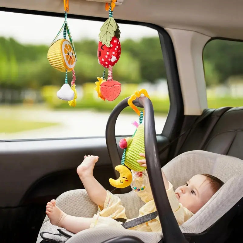 4-delige Baby Wagenspiraal Rammelaar | Pluche Speelgoed met Fruitdesign en Bevestiging