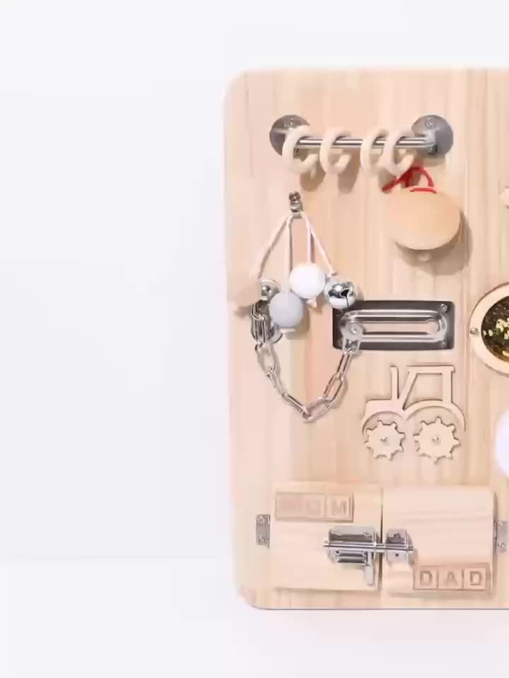 Houten Busy Board 70x86 cm+ | Educatief speelgoed met slotjes, sleutels en accessoires voor levensvaardigheden. Perfect cadeau voor Kerstmis en verjaardagen.