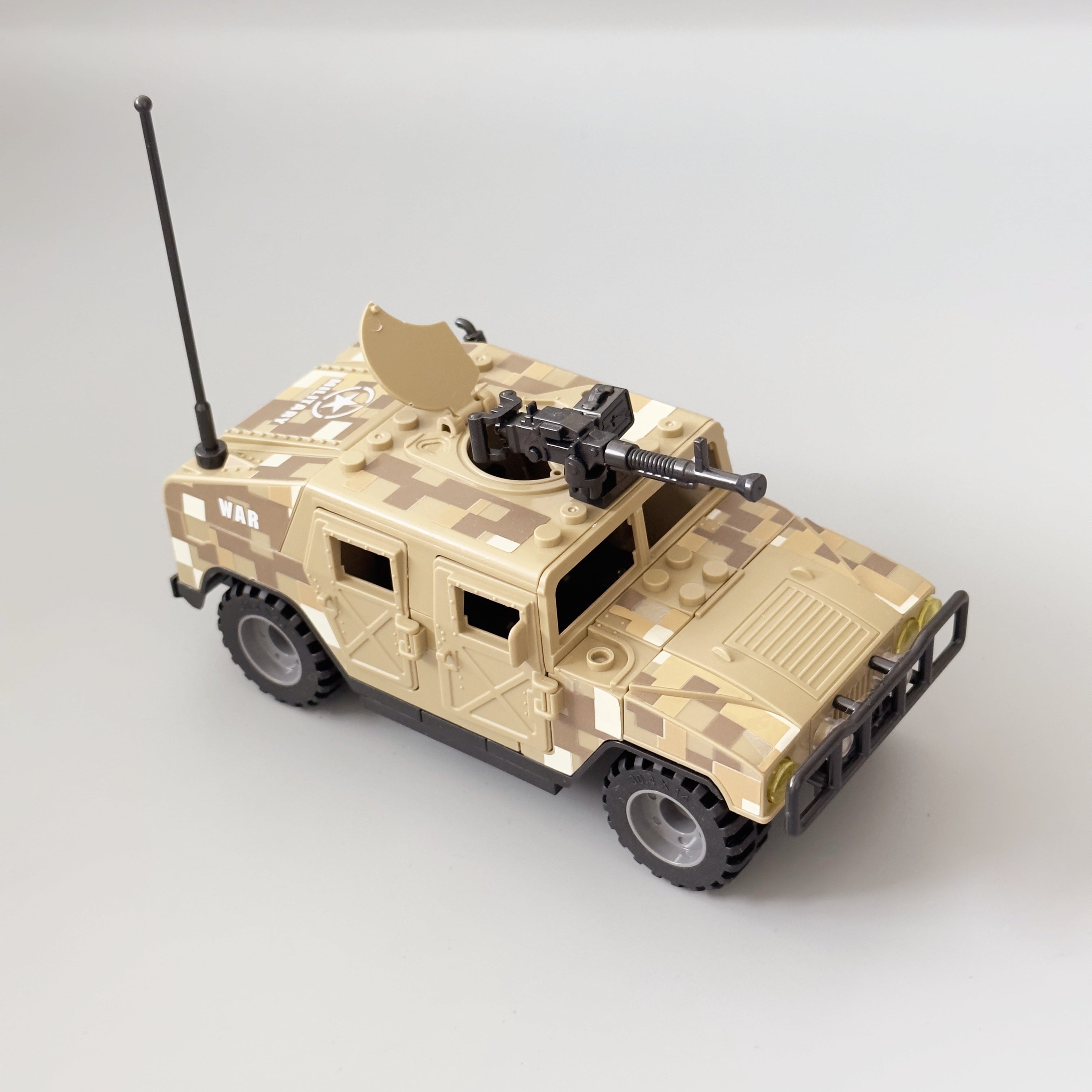 Hummer bouwset in geel - Militair speelgoed, geschikt voor Halloween en Kerstmis.