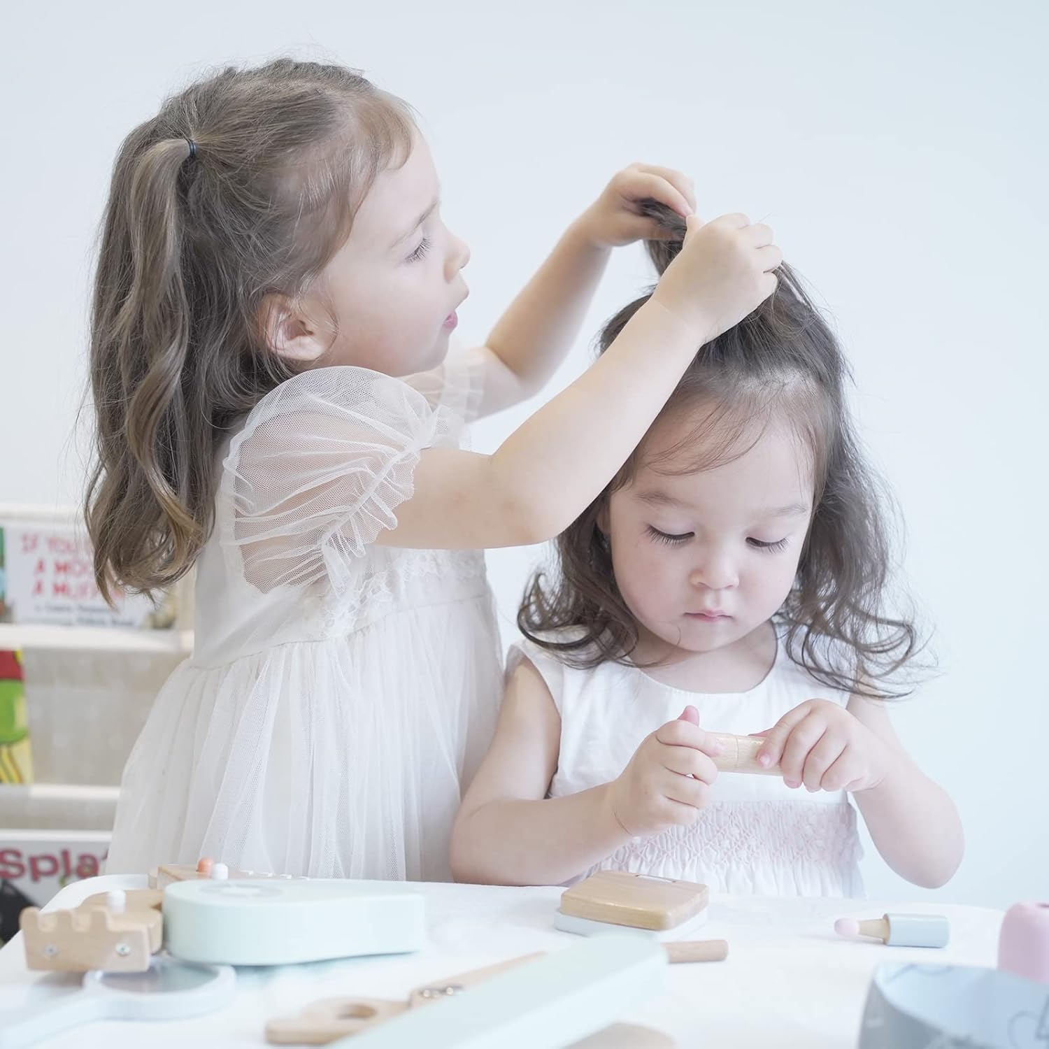 Houten Make-up Speelset | 16-delige Fantasiesalon Kit | Cadeau voor Meisjes 3+ Jaar