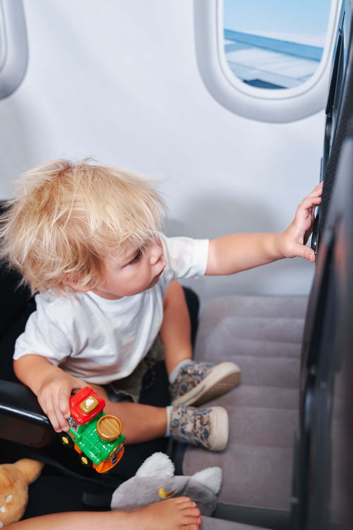 CloudNest Reiskussen voor Kinderen – Opblaasbare neksupport voor vliegtuig en auto