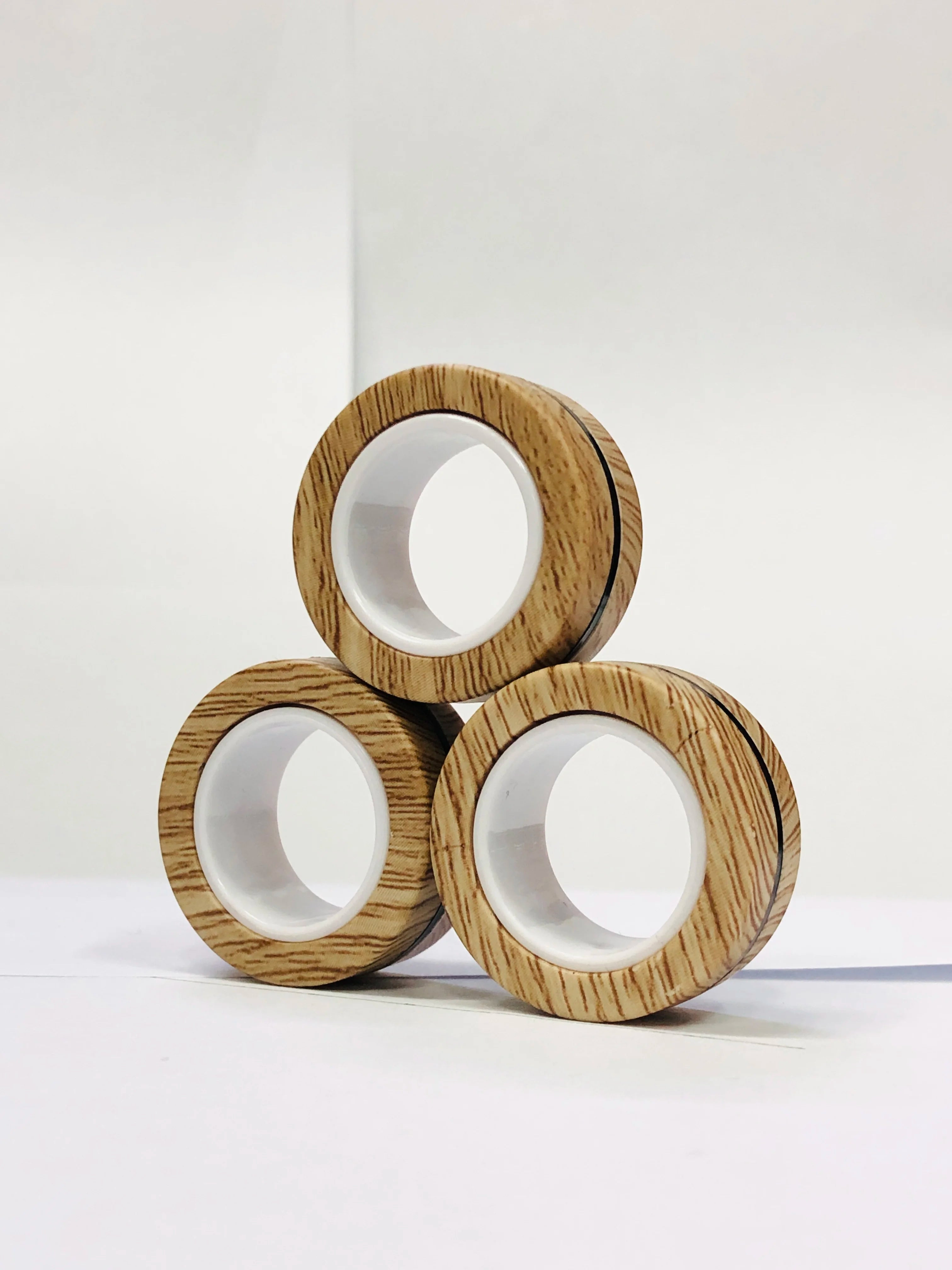 3 stuks vinger magnetische ringen | Kleurrijke fidget speelgoed set voor volwassenen en kinderen, magneet spinner ringen voor stressverlichting