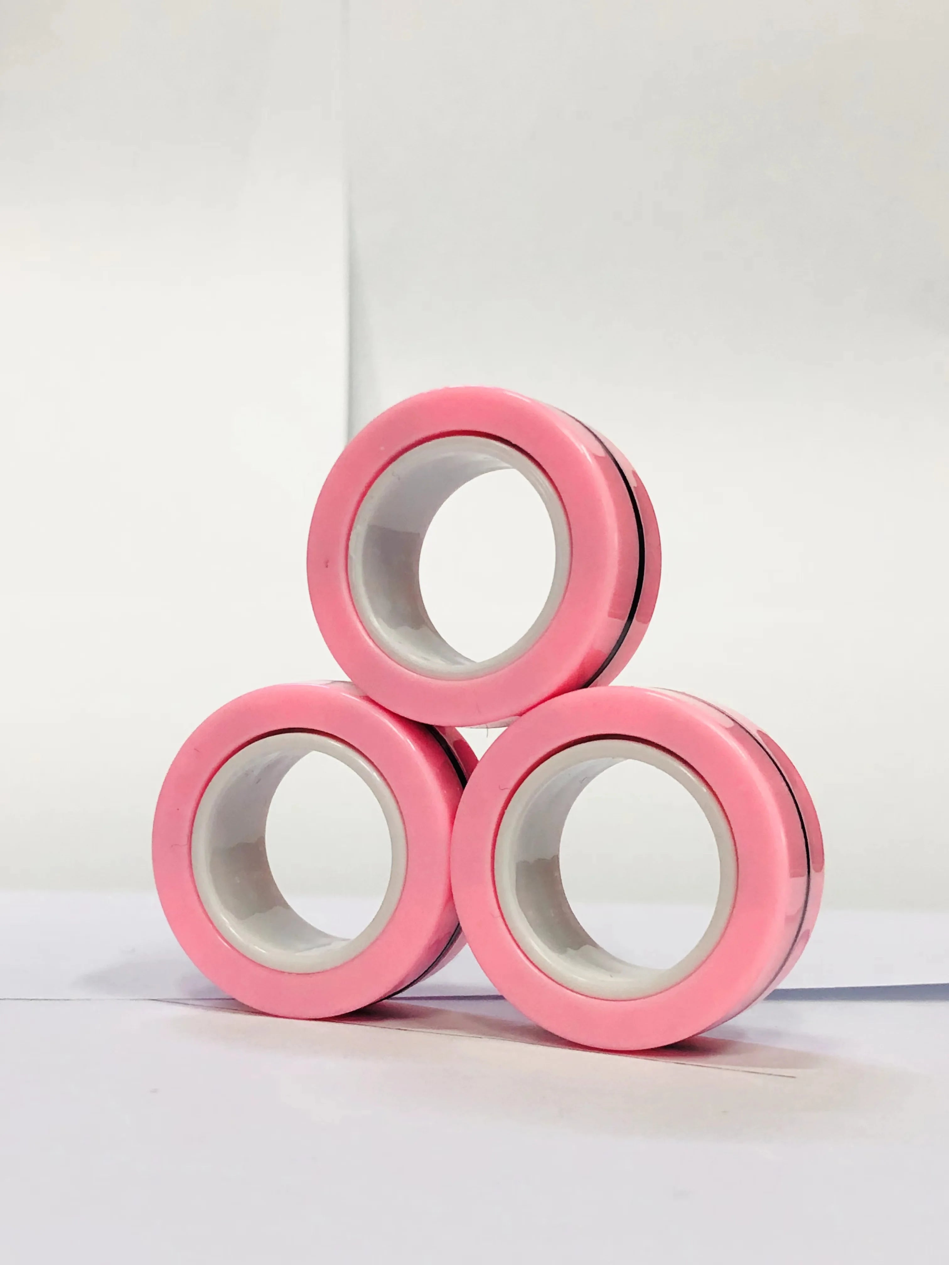 3 stuks vinger magnetische ringen | Kleurrijke fidget speelgoed set voor volwassenen en kinderen, magneet spinner ringen voor stressverlichting