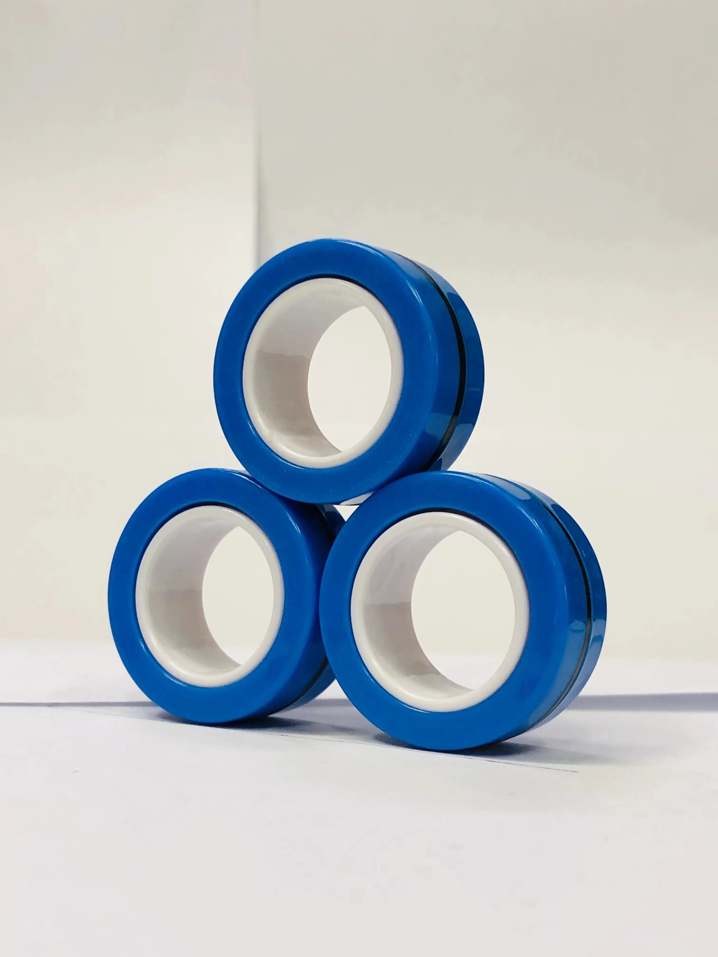3 stuks vinger magnetische ringen | Kleurrijke fidget speelgoed set voor volwassenen en kinderen, magneet spinner ringen voor stressverlichting