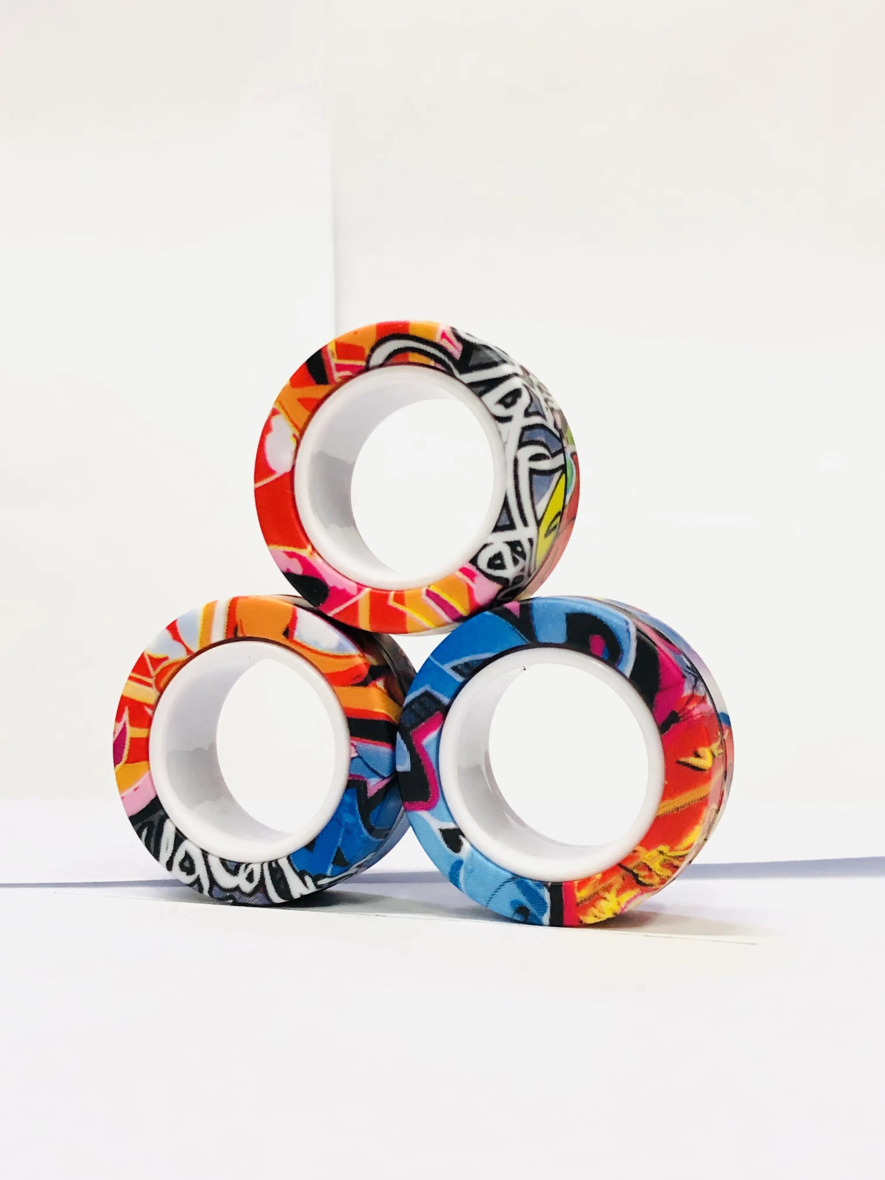 3 stuks vinger magnetische ringen | Kleurrijke fidget speelgoed set voor volwassenen en kinderen, magneet spinner ringen voor stressverlichting