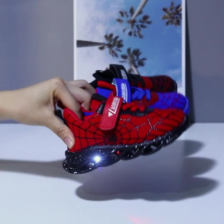 LED Sneakers voor Kinderen | Magisch Oplichtend Spinnenweb Design voor Dagelijks Gebruik