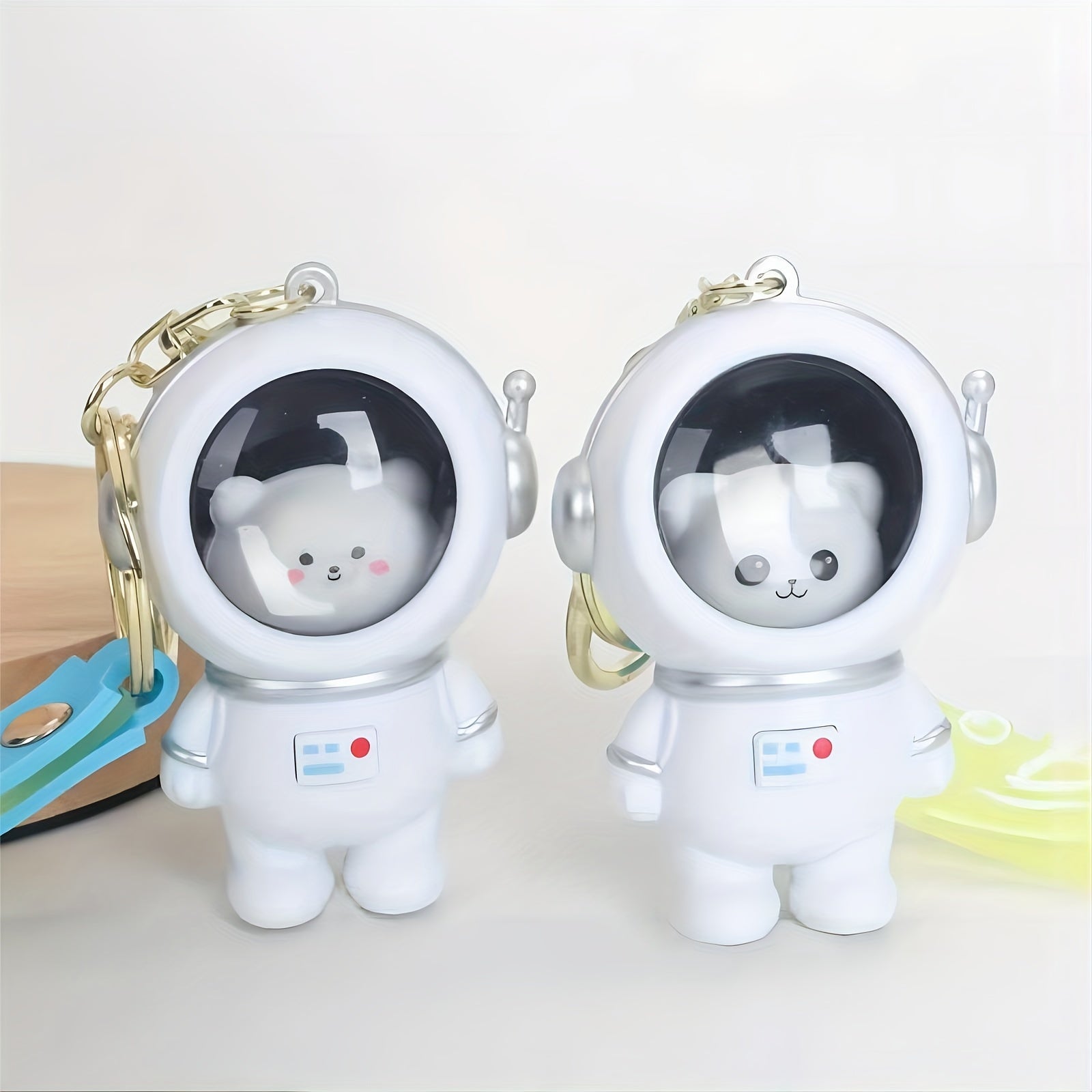 Astronaut Beer Nachtlampje Sleutelhanger | Ruimte-Thema Rugzak Charm voor Cadeaus
