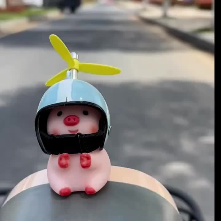 2 Stuks Varken Fietsaccessoires | Stuurdecoratie met Propeller en Helm