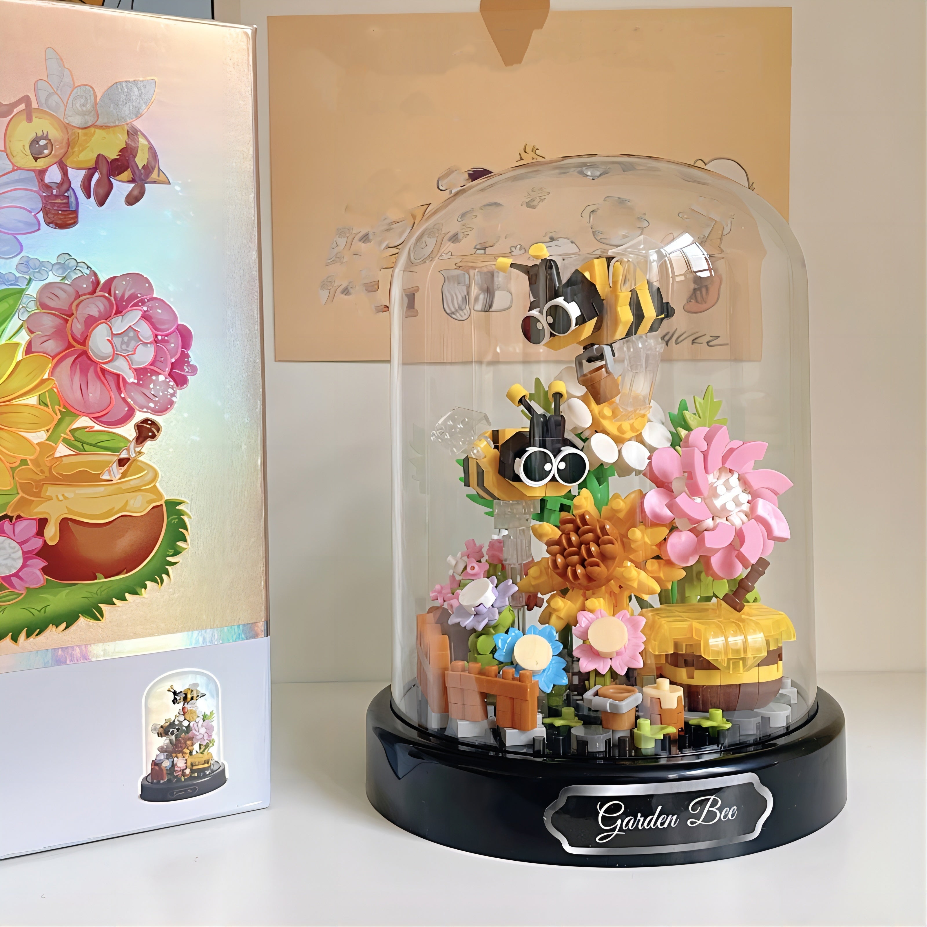 588pcs With Dust Cover Garden Bee Flowers Sweet Talk Creative Building Blocks Decoration Toy, Fun Building Blocks, Interlocking Building Block, Holiday Gift halloween, christmas gift