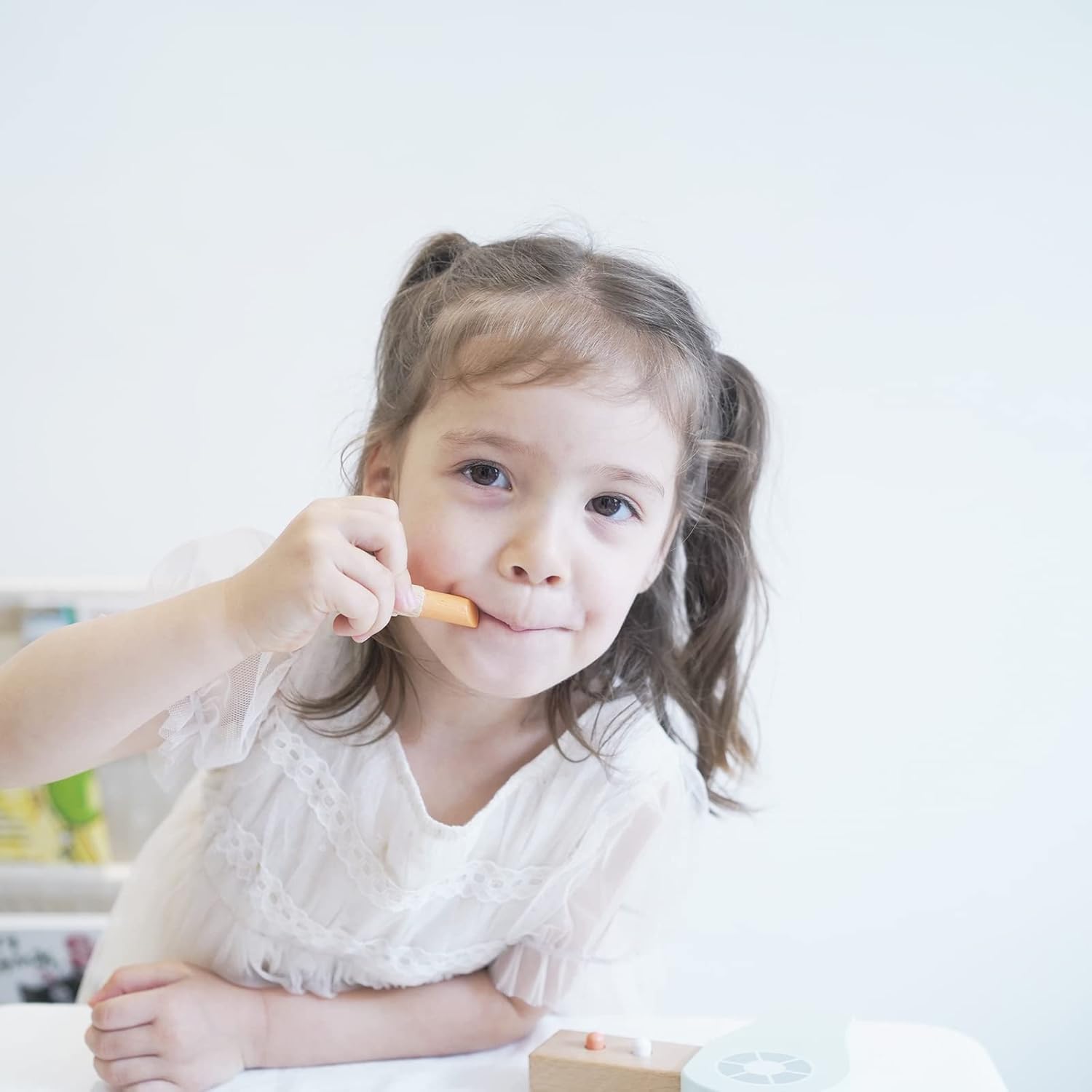 Houten Make-up Speelset | 16-delige Fantasiesalon Kit | Cadeau voor Meisjes 3+ Jaar