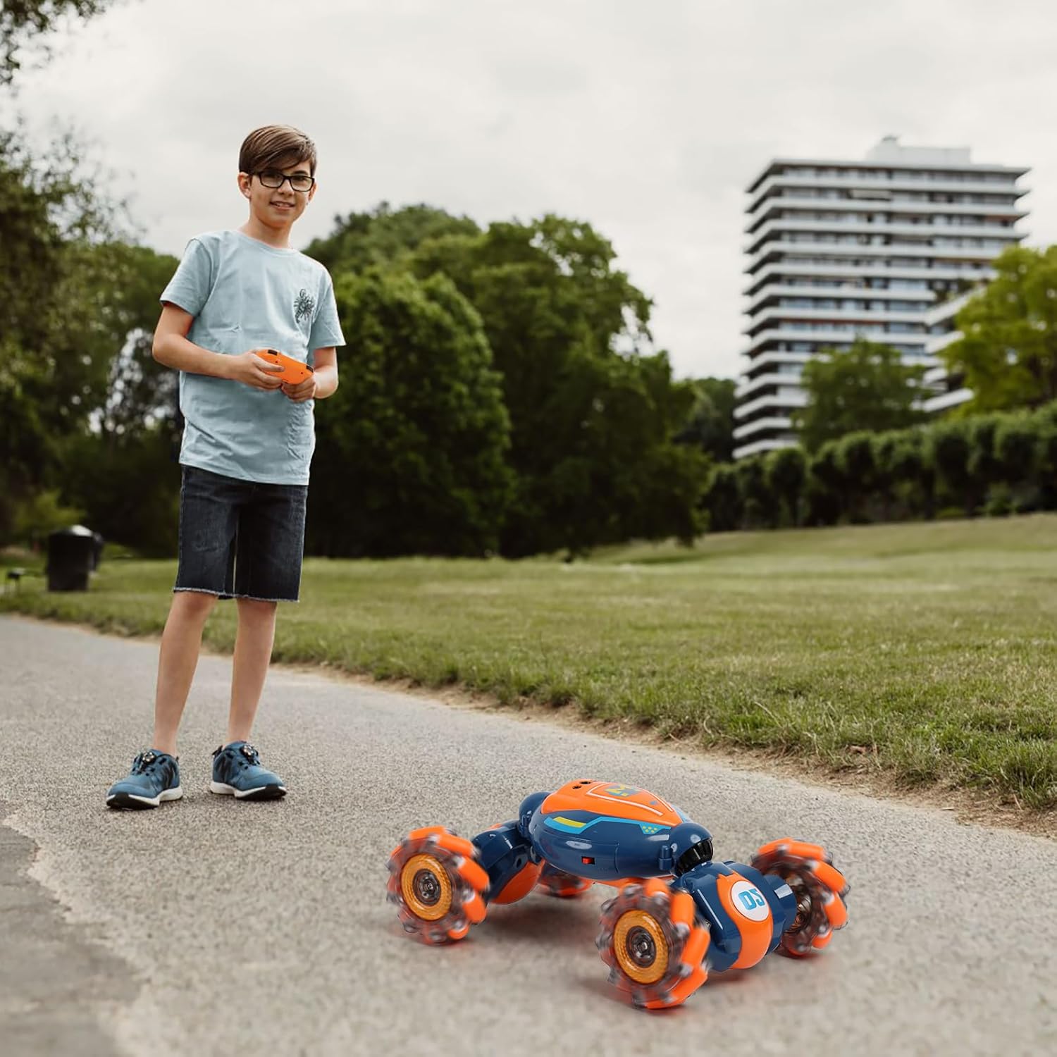 RC Stuntauto met Gebarenbediening | 4WD Twist Auto met Licht & Muziek | Speelgoed voor Jongens 6-12 Jaar