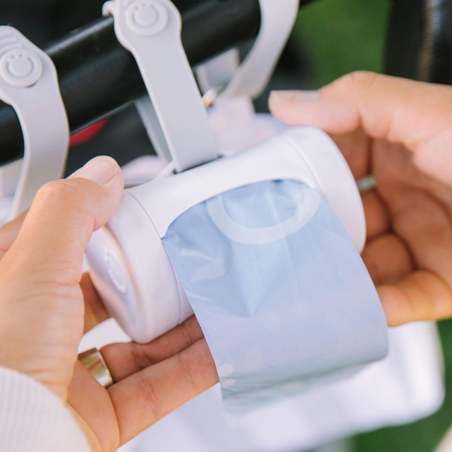 Uitschuifbare Zakkenhouder Lavendelgeurige zakjesdispenser met draagriem | Inclusief 24 zakjes, handig voor onderweg met baby