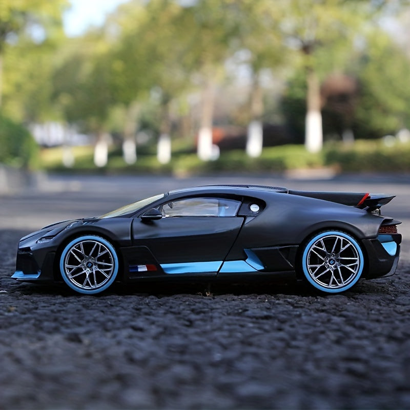 Maisto Bugatti Divo 1:24 - Blauw sportmodel van metaal, verzamelaarsitem, perfect voor jongens.