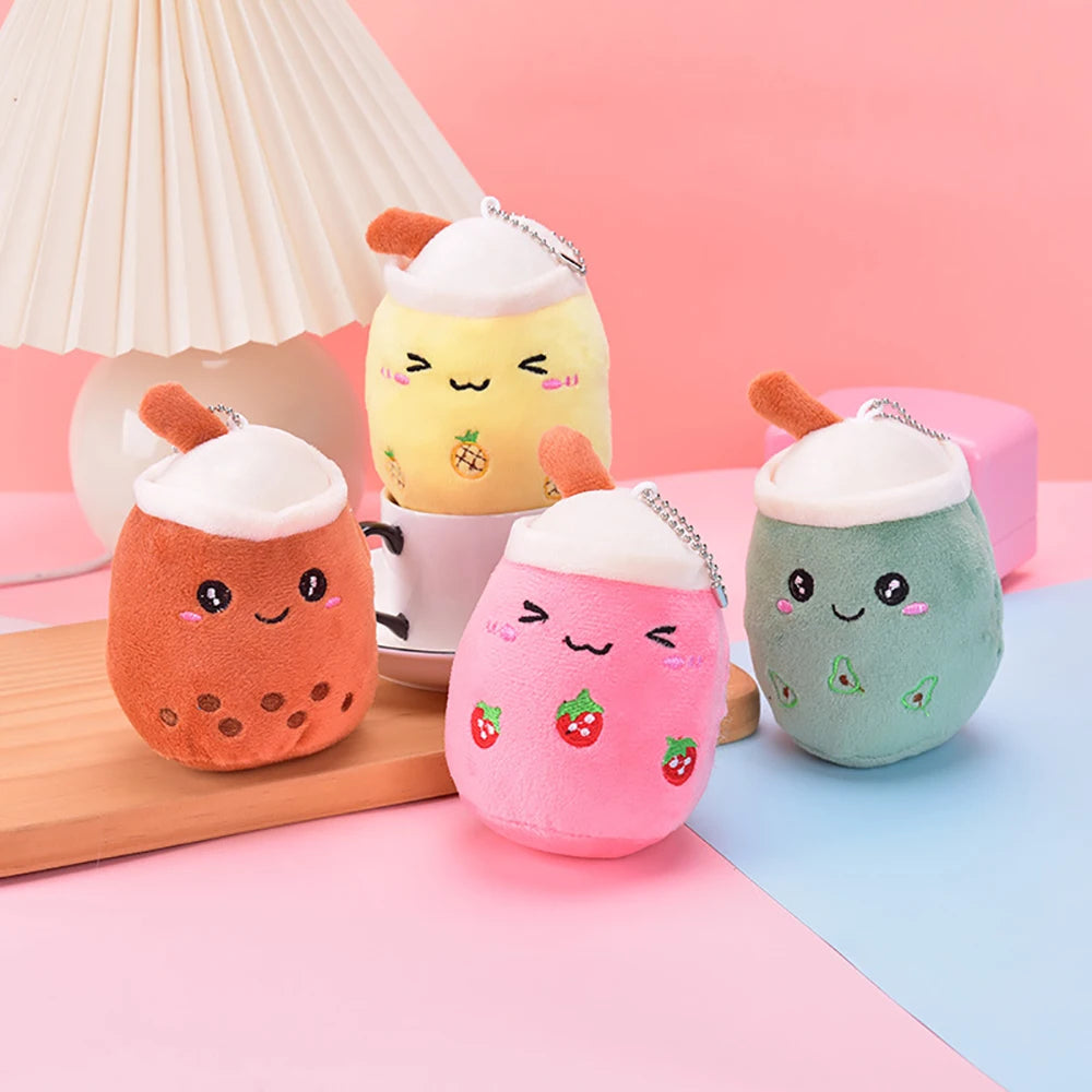 Schattige mini-theekop sleutelhanger met fruitige pluchen melkthee - Cadeau-idee voor de feestdagen