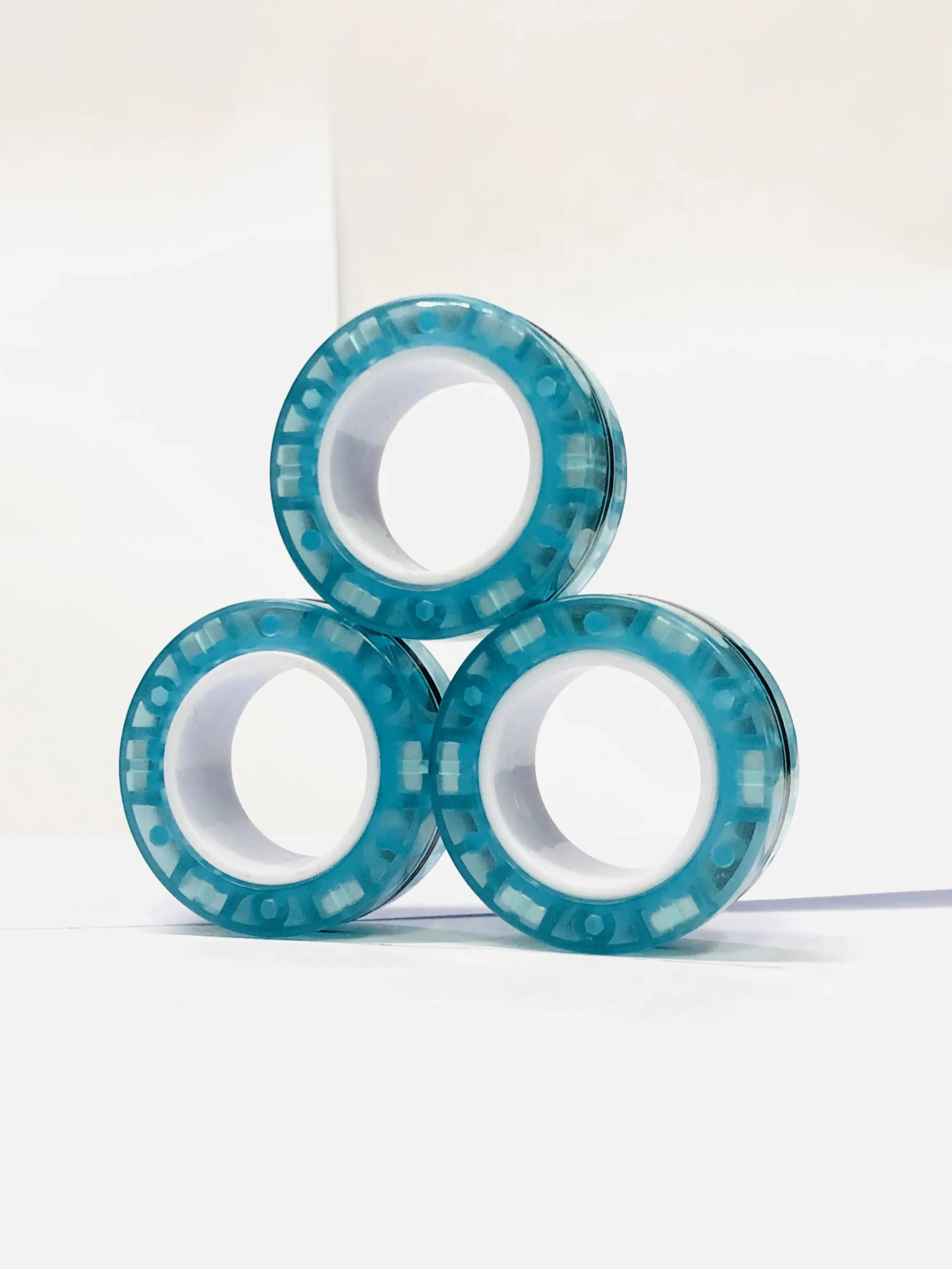 3 stuks vinger magnetische ringen | Kleurrijke fidget speelgoed set voor volwassenen en kinderen, magneet spinner ringen voor stressverlichting