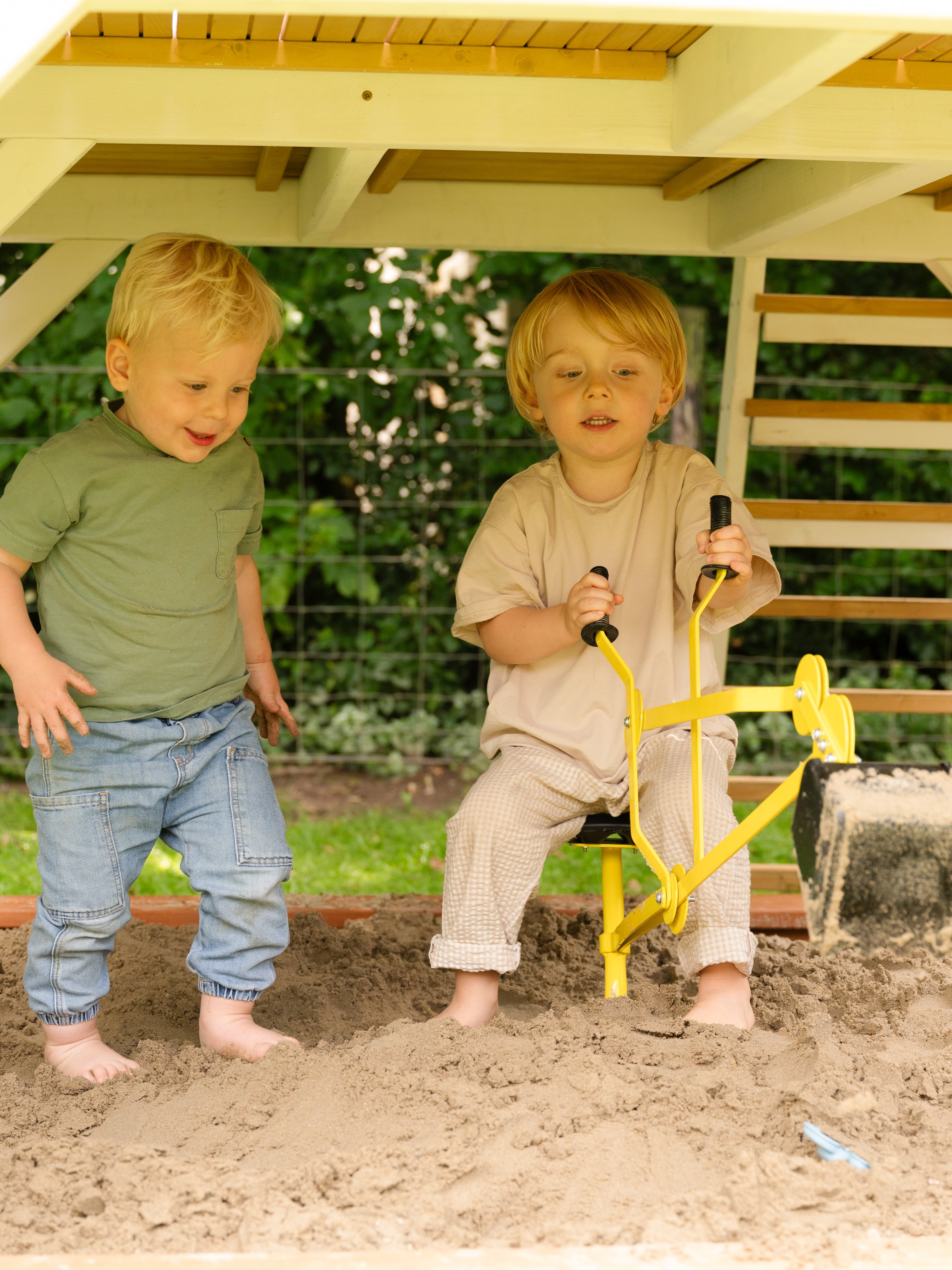 Kindergraafmachine voor Zandbak – Stalen 360° Draaibare Speelgoed Bagger met Stoel, Geel/Zwart, vanaf 3 Jaar