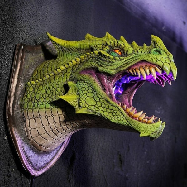Epische Drakenkop Muurdecoratie met Rook en LED Vuur - Handgemaakt Fantasy Kunstwerk voor aan de Muur - Uniek Cadeau voor DND en Fantasy Liefhebbers