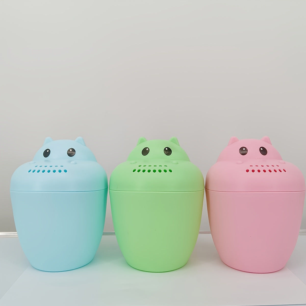 Baby Spoelbeker met Handvat | Zachte Shampoo Beker Beschermt Ogen tijdens Baden