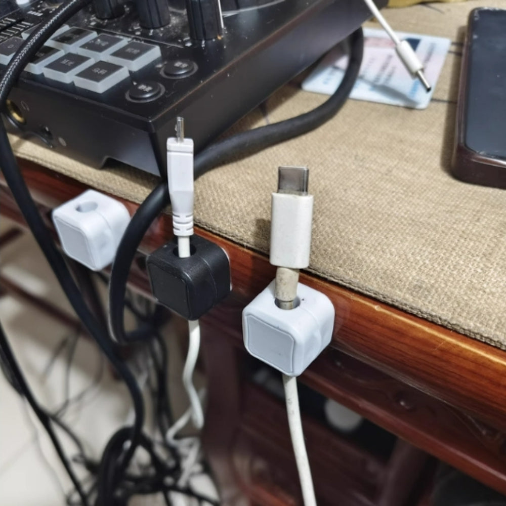 4x Magnetische Kabel Organizer – Kabelhouder & Bureau Kabelmanagement Clips