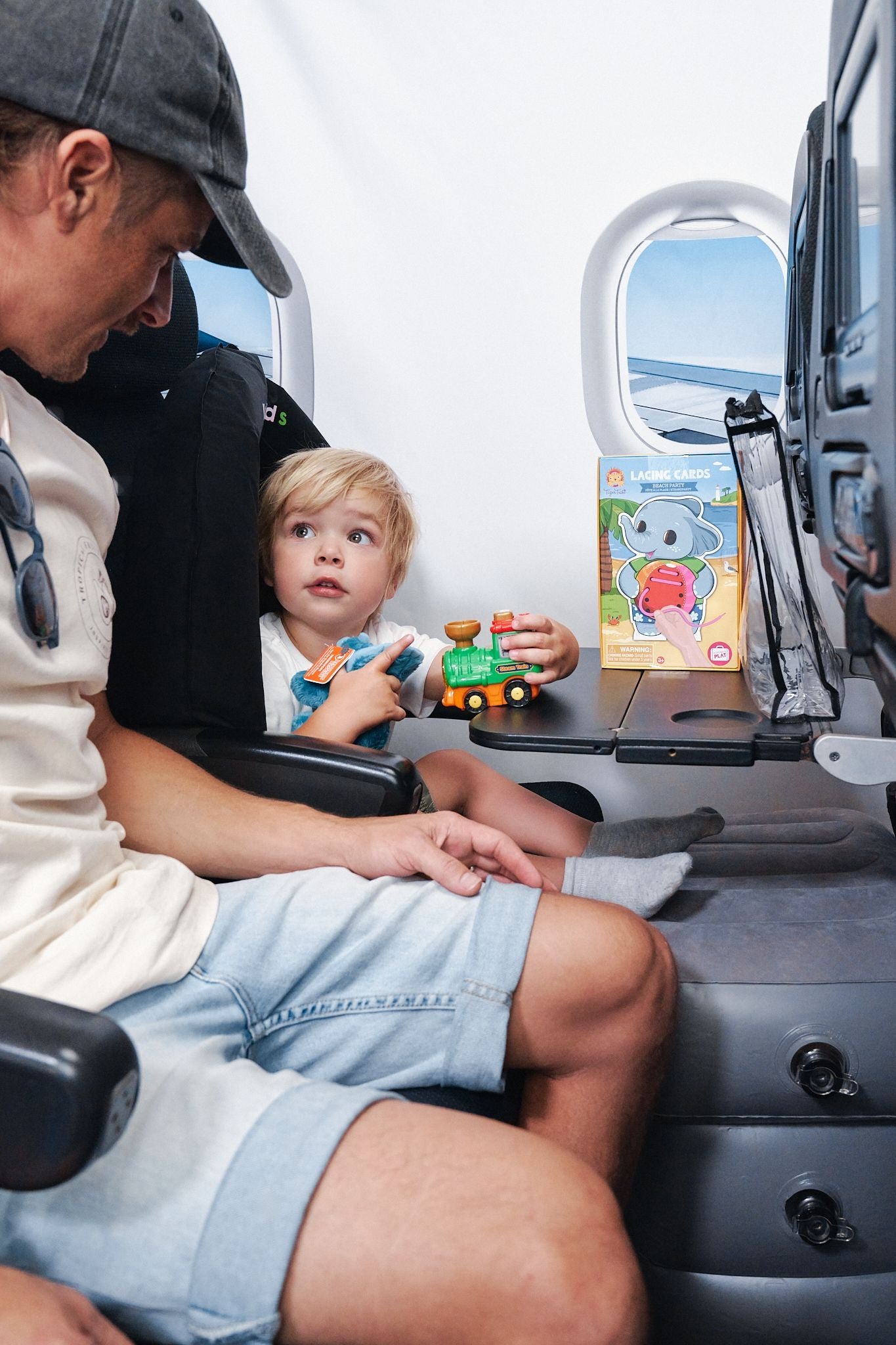 CloudNest Reiskussen voor Kinderen – Opblaasbare neksupport voor vliegtuig en auto